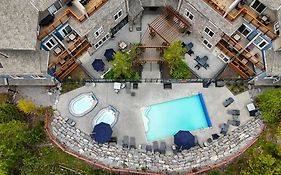 Blackstone Mountain Lodge